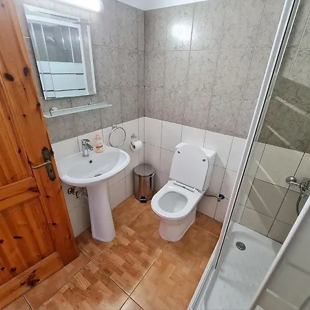 Ntoras Apartman *